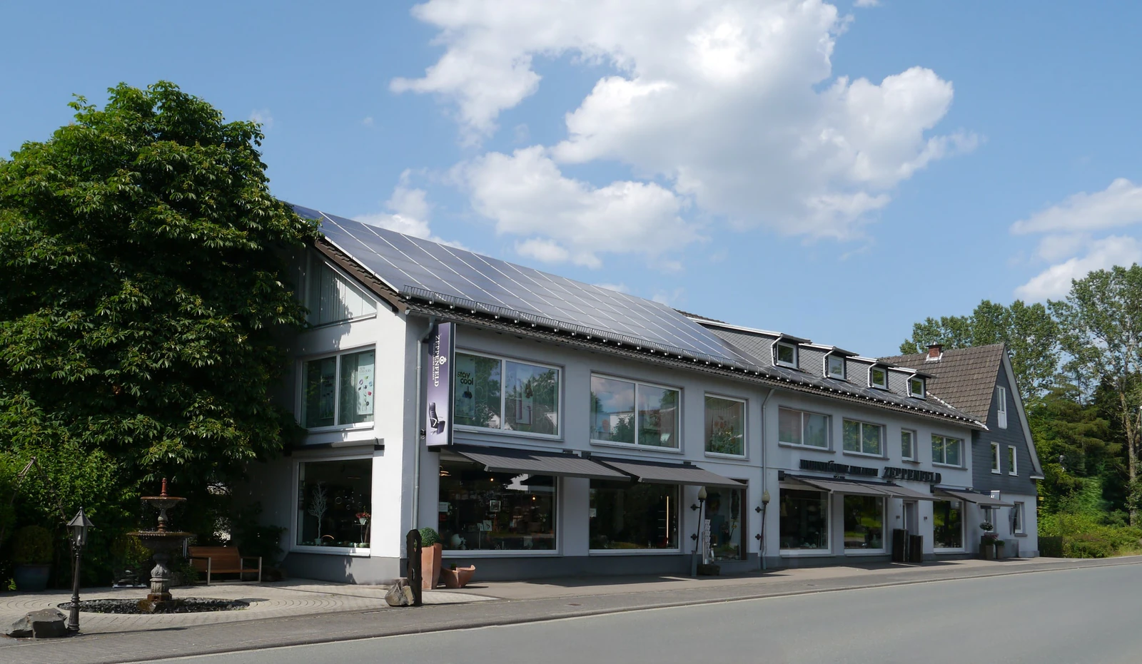 Möbel Zeppenfeld in Olpe – Außenansicht des Möbelhauses