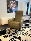 Relaxsessel Aneta von Violetta, 5‑Stern‑Fuß schwarz, Oliv‑Leder, Relaxfunktion