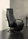 Brainbuilder Monomove, Gestell schwarz, in der Leseecke mit Beistelltisch – elegantes Ambiente