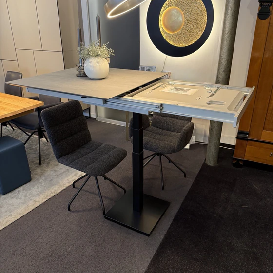Bacher Quota Esstisch höhenverstellbar Keramik Rock Grigio ausziehbar 90–150 cm Abverkauf - Möbelhaus H. Zeppenfeld GmbH