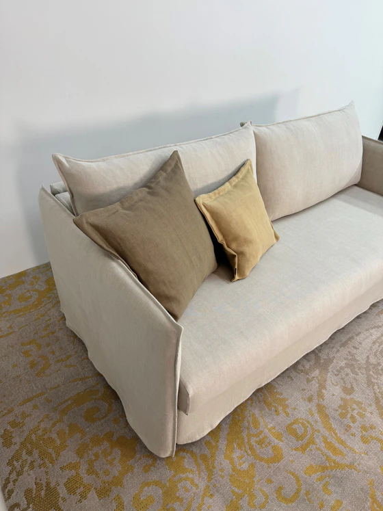 Schlafsofaprogramm Kyoto Go Kyoto-3 Signet Komfortschlafsofa Armlehndetail