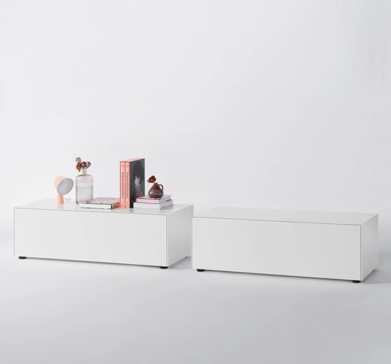 Design-Lowboard Piure Nex Pur Box 2044100 – minimalistisches TV-Möbel mit griffloser Frontklappe