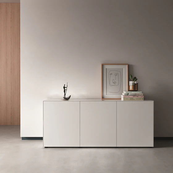 Piure Nex Pur Box Sideboard 2020500 als stilvoller Solitär im Eingangsbereich – mattlackiert in Weiß