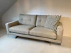 Frommholz Sofa MOON als modernes Zweisitzer-Sofa in grauem Stoff, auf Metallfuß – Gesamtansicht