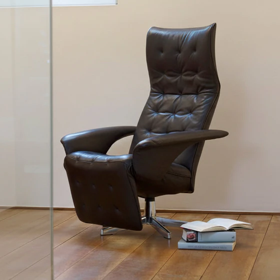 JORI Square JR-7980 in Leder Celia, Farbauswahl, Dekoration