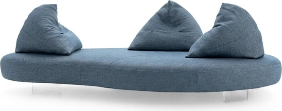 Blaue Ditre Italia Papilo Relaxinsel mit fließender Form und komfortabler Liegefläche für den Außenbereich. 2