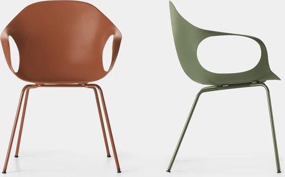 Elephant Chair – Front, Polyurethan Rubinrot (PO10) Seitensnsicht olivegrün