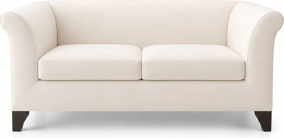 DEMA Ottomanne Sofa in Creme als Freisteller im Hochformat, elegantes Designsofa mit geschwungenen Armlehnen, geteilten Sitzkissen und dunklen Holzfüßen. 165 cm
