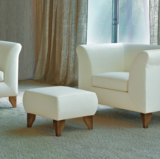 Ersatzfüße für DEMA Ottomanne Sofa – Holzfuß in Nussbaum, original und langlebig am Hocker und Sessel