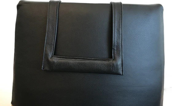 Nackenkissen schmal 26cm für Jori Relaxsessel ellipsenförmig, cavila black, Nackenrolle, Gegengewischt Lederummantelt rückansicht