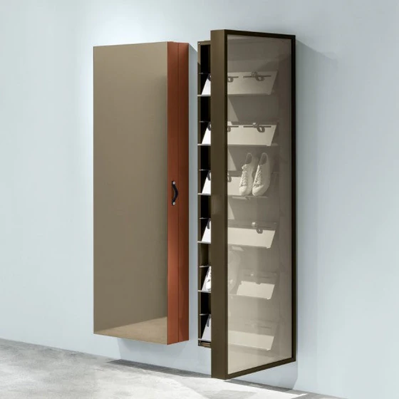 Kristalia BOXONE extraflacher Designschrank mit Spiegeltür für Flur