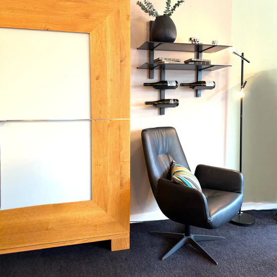 Kompakter Design Sessel AERA Gavi Lounge schwarz Leder
