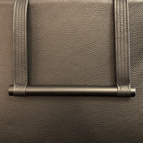 Nackenkissen breit für Jori Relaxsessel ellipsenförmig, schwarz, Gewicht schwarz, Nackenrolle Detail Metallgewicht