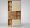 Farboptionen für MDF/Glas bei SY772: Zartbitter, Steingrau, Sand, Reinweiß RAL 9003, Schwarzgrau RAL 7021, Beere, Salbei bei der Vitrine Puro Style