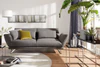 IP Design Clou im Wohnambiente – Sofa mit verstellbaren Armlehnen und Metallkufen Relaxsofa