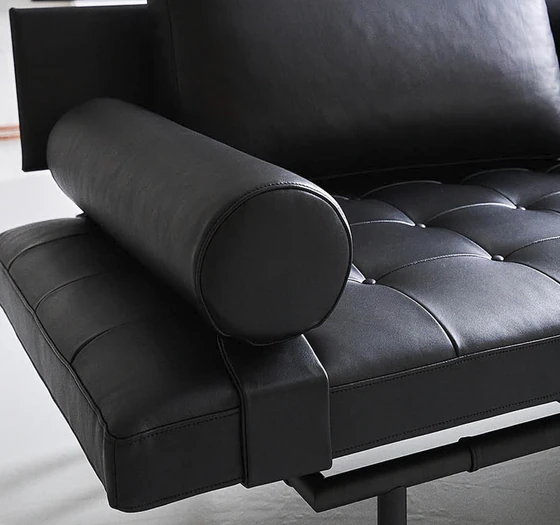 IPDesign Daybed Campus (Deluxe) & Zubehör – Leder Galaxy schwarz, glatt oder Steppung - Möbelhaus H. Zeppenfeld GmbH