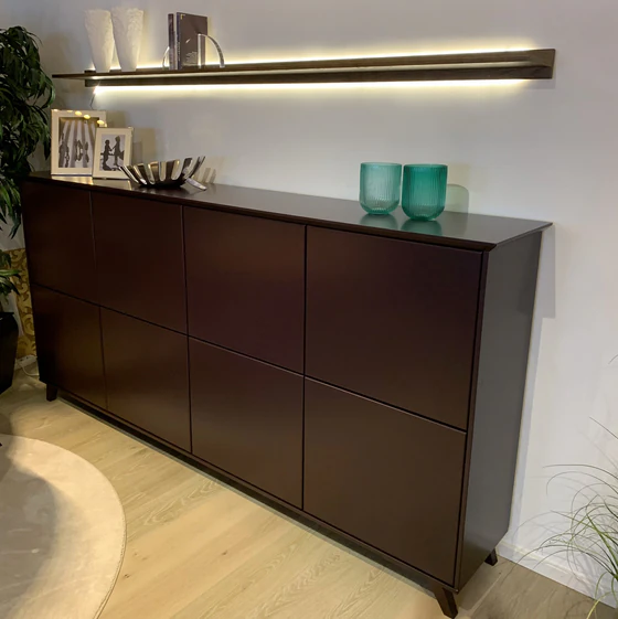 RMW Rietberger Möbelwerkstätten Deviso Highboard Aubergine moderner Landhausstil Abverkauf Ausstellungsstück Schnäppchen Designmöbel Sauerland (2)