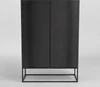 Modernes Kettnaker CASE Highboard als Ausstellungsstück mit Rauchglasböden, schwarzem Rahmen und Front aus Schwarzstahl Freisteller