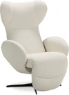 JORI Infinity Relaxsessel in hellem Stoff Mumble in entspannter Relaxposition als symbolisches Motiv für schwereloses Sitzen und hohen Komfort